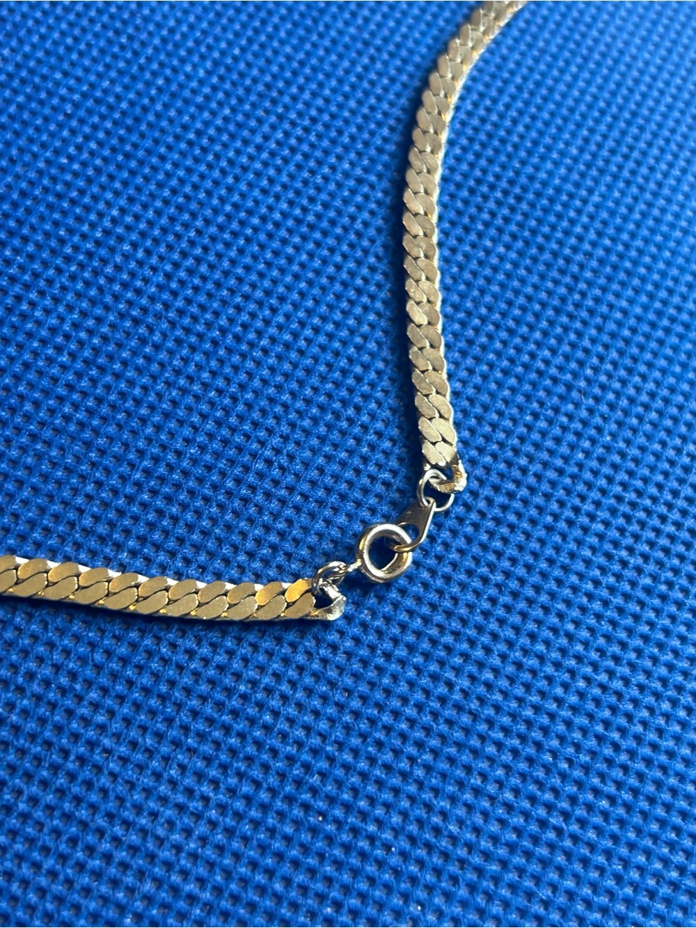 Vintage Gold Tone Flat Curb Chain Necklace - Timeless Women’s Jewelry 22 in - Picture 5 of 10